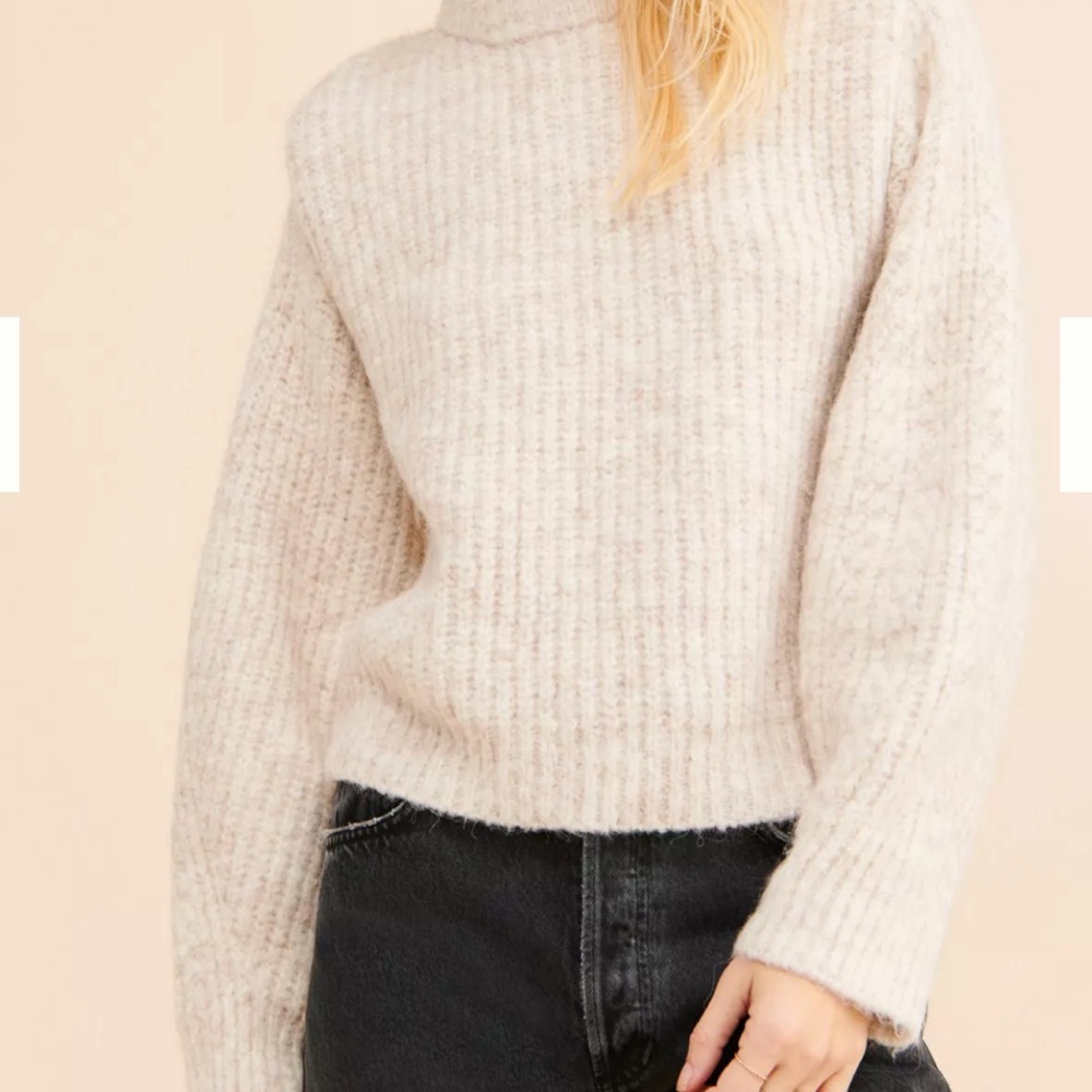 En Saison Cream Turtleneck Sweater